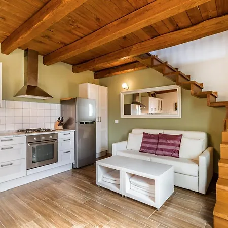 Vernazza Guest House Вернацца